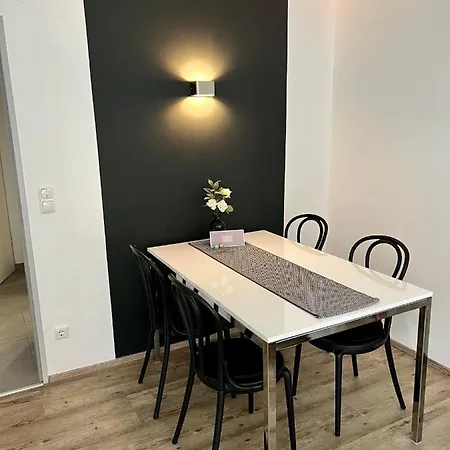 Jutta Deluxe Apartment